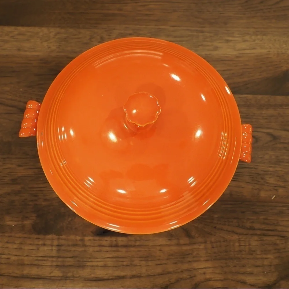 Vintage Fiesta red radioactive covered casserole